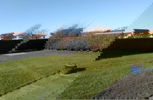 Foto 32 - Amazing Bungalow With Garden