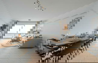 Foto 2 - Bright Apartment With Beautiful sea View