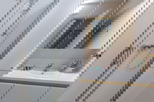 Foto 13 - Bright Apartment With Beautiful sea View