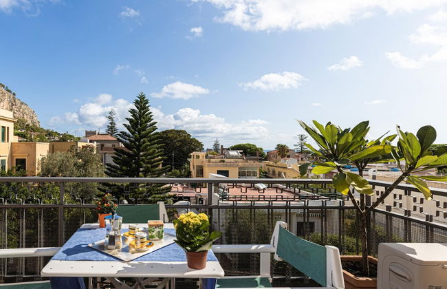 Olga s Apartment in Mondello by Wonderful Italy - Photo 1