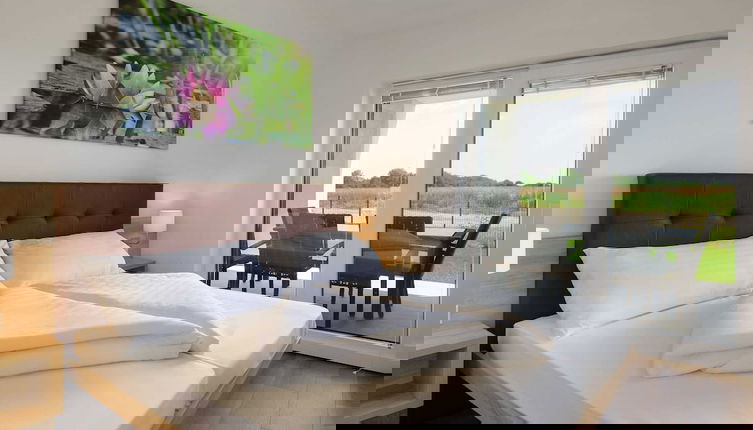 Foto 1 - Apartment With Pool, Roof Terrace, Garden
