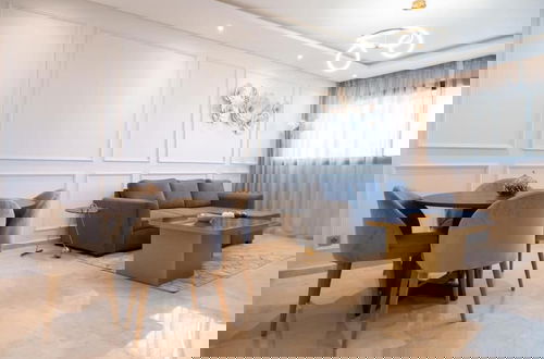 Photo 8 - Luxurious Apartment Prestigia