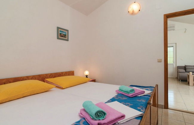 Holiday Home Blossom - Four Bedroom Holiday Home With Outdoor Pool and Jacuzzi - - Foto 2