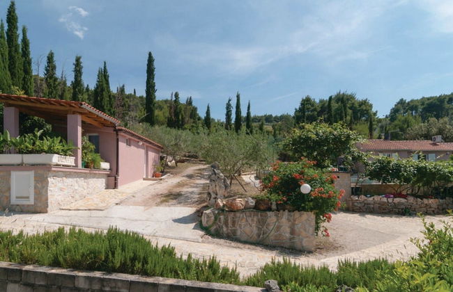 Holiday Home Blossom - Four Bedroom Holiday Home With Outdoor Pool and Jacuzzi - - Foto 24