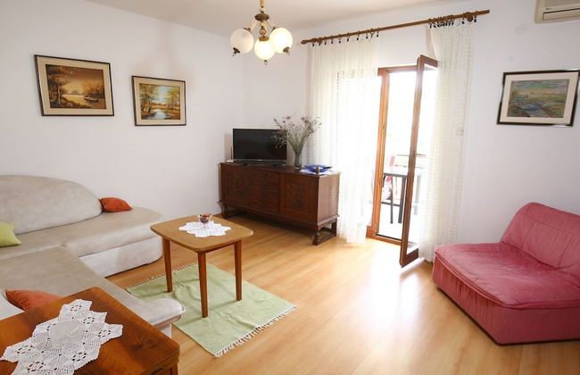 Apartments Boro - Two Bedroom Apartment With Terrace - Photo 8