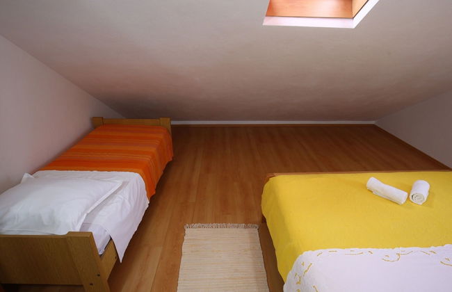 Apartments Boro - Two Bedroom Apartment With Terrace - Photo 3