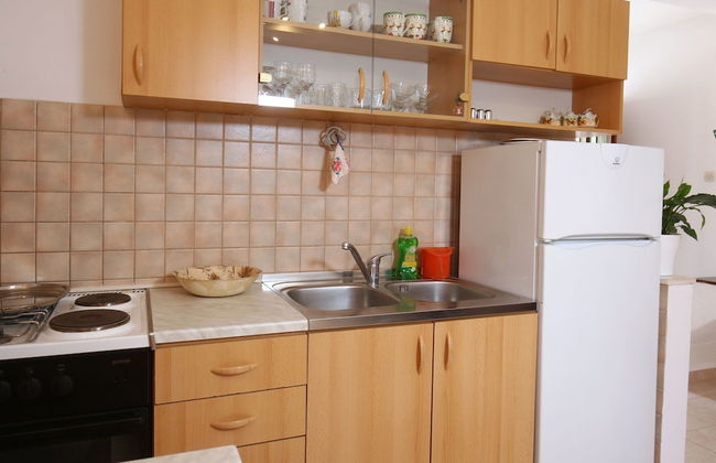 Apartments Boro - Two Bedroom Apartment With Terrace - Photo 5