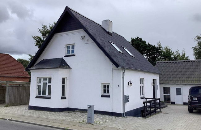 5 Person Holiday Home in Tjele - Photo 1