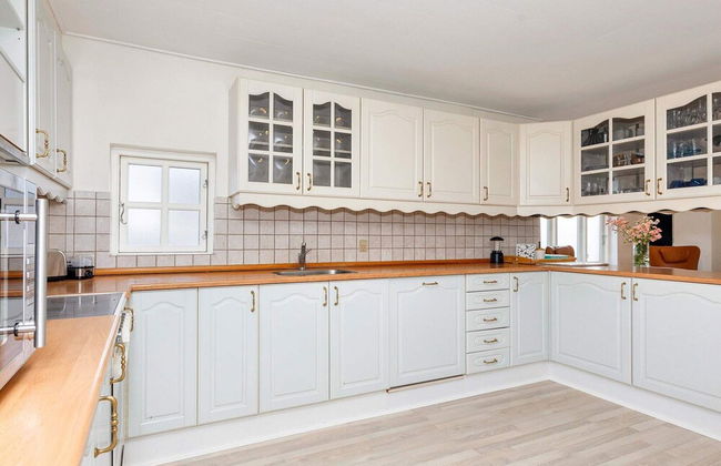 5 Person Holiday Home in Tjele - Photo 5