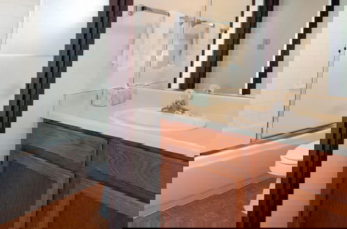 Photo 8 - Sealodge F9