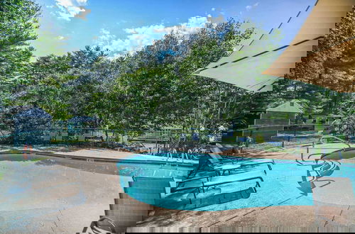 Photo 14 - Cozy Cottage w/ Pool, BBQ and Outdoor Seating!