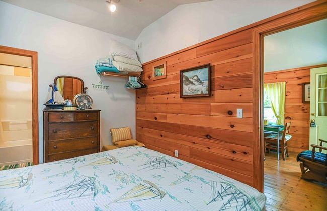 Cozy Cottage w/ Pool, BBQ and Outdoor Seating! - Foto 4