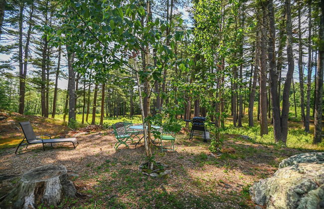Cozy Cottage w/ Pool, BBQ and Outdoor Seating! - Foto 19