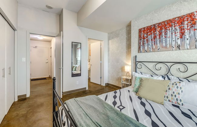 Luxury 2BR Condo - Downtown City Views - Foto 5