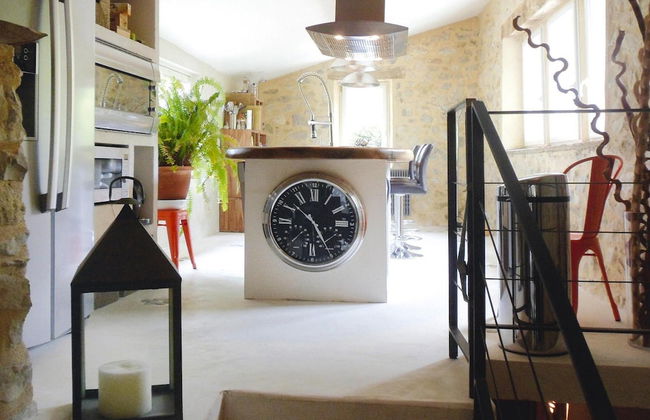 Charming Stone Cottage, Savoillans - Foto 3