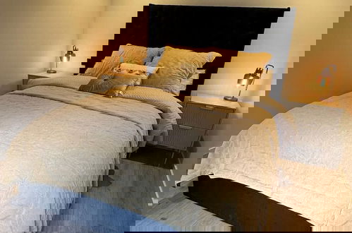 Foto 7 - Beehive Suite - City Chic London Apartment