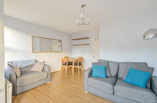 Foto 9 - Homely 1-bed Apartment in Vibrant Zone 3 London