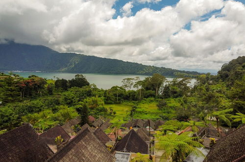 Photo 10 - Bedugul Lake View Villa