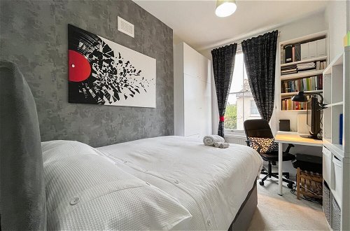 Photo 2 - Beautiful 3BD Flat in Archway London