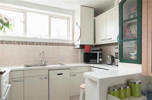 Photo 12 - Beautiful 3BD Flat in Archway London