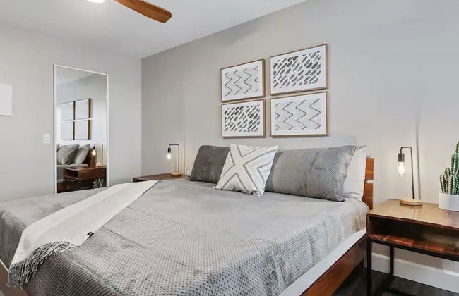 Beautiful Newly Remodeled 2-bdrm Biltmore Condo! - Foto 3