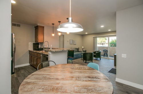 Photo 24 - Stylish Updated 2 Bdrm Near Old Town Scottsdale