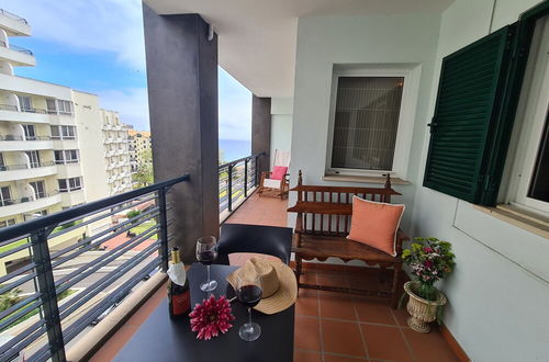 Photo 1 - Seaside Escape - 3 Bedroom Apartment Sleeps 6