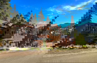 Photo 1 - Heavenly Mountain Chalet - Skiing, Pets, Hot tub