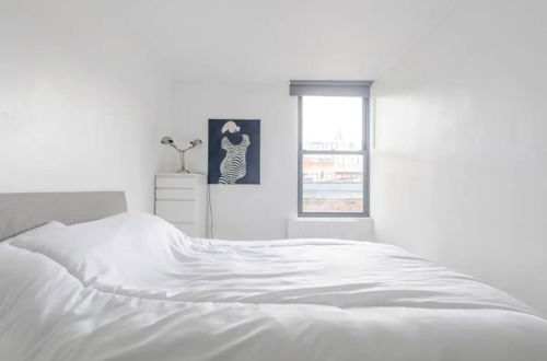 Photo 3 - Peaceful 1 Bedroom Apartment in Pimlico Near Victoria