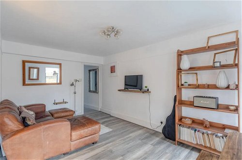Photo 24 - Peaceful 1 Bedroom Apartment in Pimlico Near Victoria