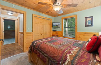 Photo 3 - Sugar Bear Mountain Hideaway