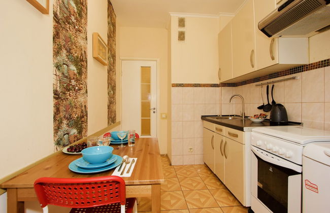 LUXKV Apartment on Nikoloyamskiy - Foto 7