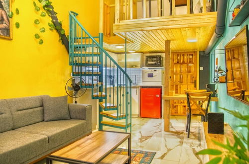 Photo 1 - Central and Colorful Studio Flat in Alsancak