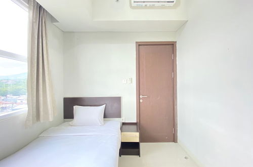 Photo 3 - Deluxe And Cozy 2Br Apartment At Skyland City Jatinangor