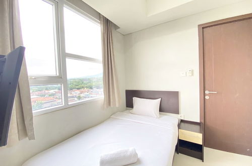 Foto 7 - Deluxe And Cozy 2Br Apartment At Skyland City Jatinangor