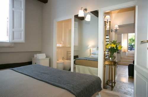 Photo 10 - Your Prestigious Penthouse at the Spanish Steps