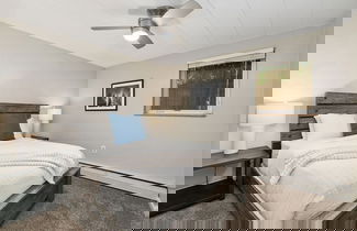 Foto 3 - Stunning Downtown Condo | 5 Min Walk to Old Town!