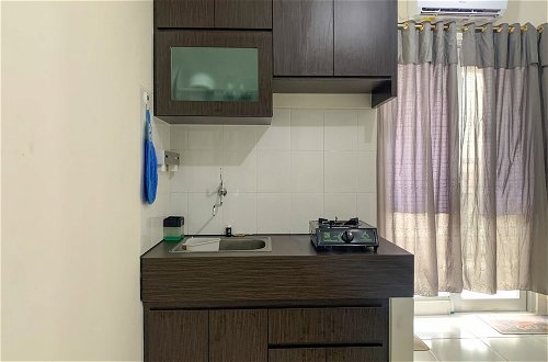 Foto 17 - Simply And Cozy Stay Studio Room At Sentraland Cengkareng Apartment