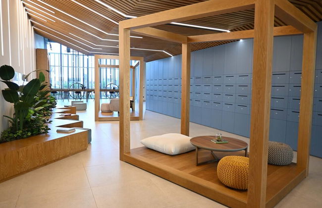 Modern Boho 1BR Sleeps4 Balcony Pool Gym Dxbhills - Photo 32