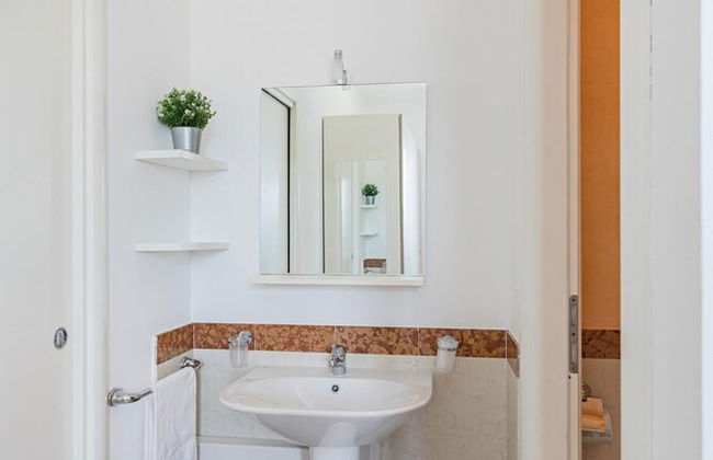 Residenza Miralago With Pool - Ground Floor One-bedroom - Foto 9