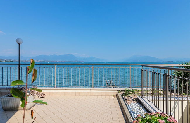 Residenza Miralago With Pool - Ground Floor One-bedroom - Foto 17