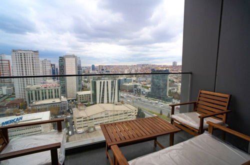 Photo 22 - Luxurious 2 1 Apartment Near Mall of Istanbul