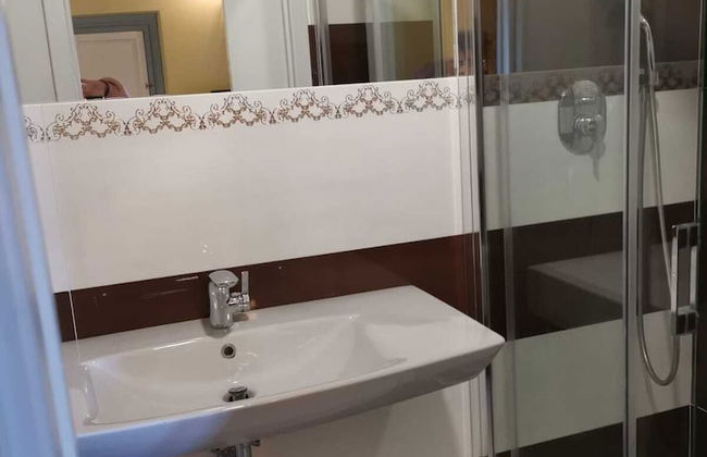 Amaranth House Rooms and Apartments - Foto 18