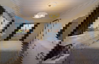 Foto 3 - Big City Penthouse 360 View