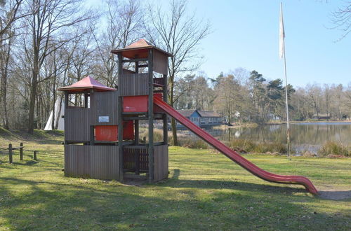 Photo 23 - Alluring Holiday Home in Limburg near Forest