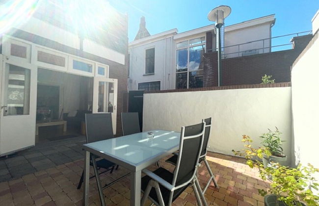 Apartment in the Fortified With Private Garden - Foto 41