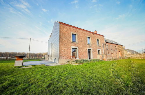 Photo 39 - Spacious Holiday Home in Gesves With Garden