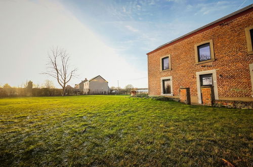 Photo 35 - Spacious Holiday Home in Gesves With Garden