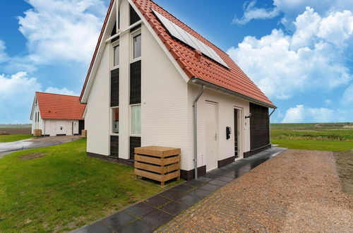 Photo 37 - Modern Holiday Home by the sea With Sauna