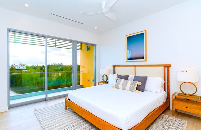 Cayman Luxury Rentals at One Canal Point - Foto 32